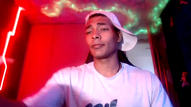 Snapshot of Jhonyblack_1 chatting on 12/03/25, 07:13 Jhonyblack 1 online show from 12/03/25, 07:13