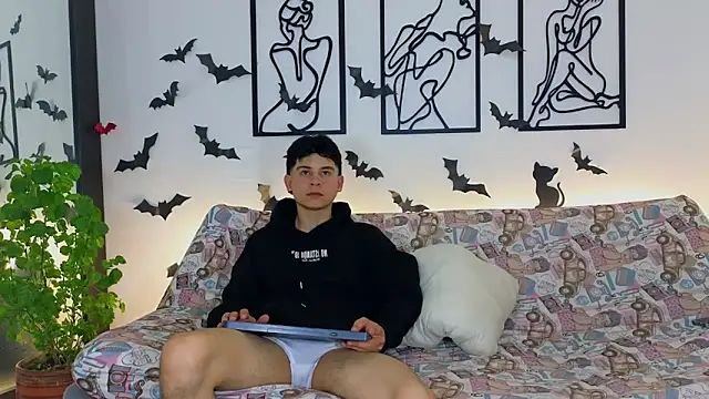 Nicole and deam13 online show from 10/07/25, 01:50