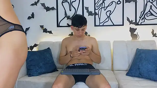 Nicole and deam13 online show from 10/13/25, 11:38