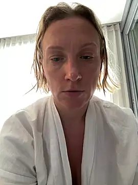 Snapshot of UmaTruewoman chatting on 07/15/26, 02:07 UmaTruewoman online show from 07/15/26, 02:07