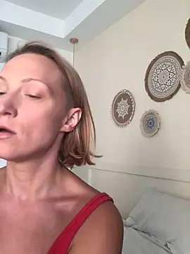 UmaTruewoman online show from 04/16/26, 11:51