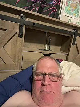 Mimmoromeo1973 online show from 04/15/26, 04:51