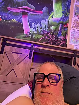 Snapshot of Mimmoromeo1973 chatting on 01/14/26, 08:18 Mimmoromeo1973 online show from 01/14/26, 08:18