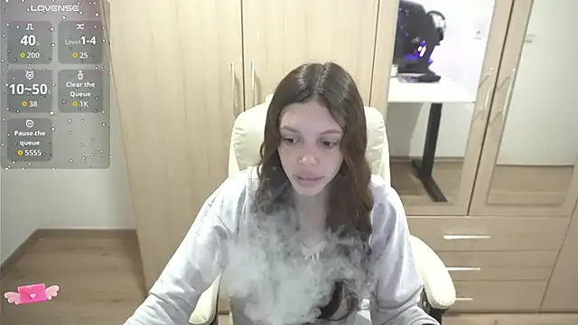 Snapshot of Billly1Love chatting on 09/17/25, 10:45 Billly1Love online show from 09/17/25, 10:45