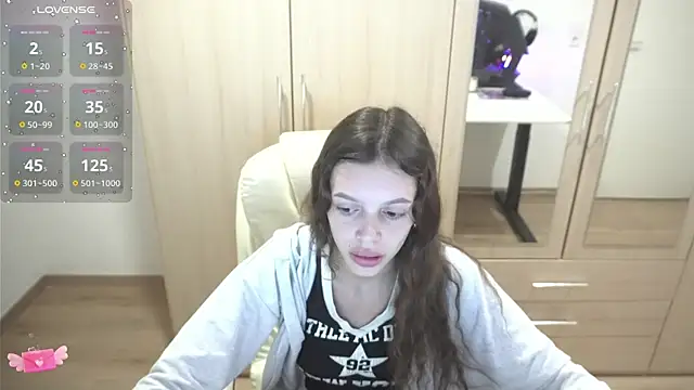 Snapshot of Billly1Love chatting on 09/18/25, 10:13 Billly1Love online show from 09/18/25, 10:13