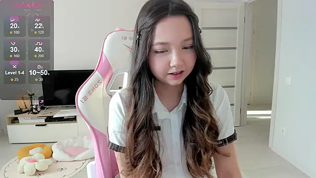 Snapshot of Fluffy_Rose chatting on 06/01/26, 12:22 Fluffy Rose online show from 06/01/26, 12:22