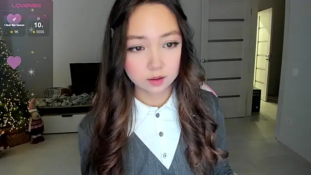 Fluffy Rose online show from 12/14/25, 03:57