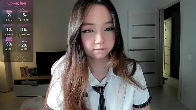 Fluffy Rose online show from 02/18/26, 01:07