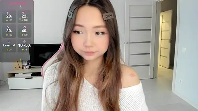 Fluffy Rose online show from 01/13/26, 04:49