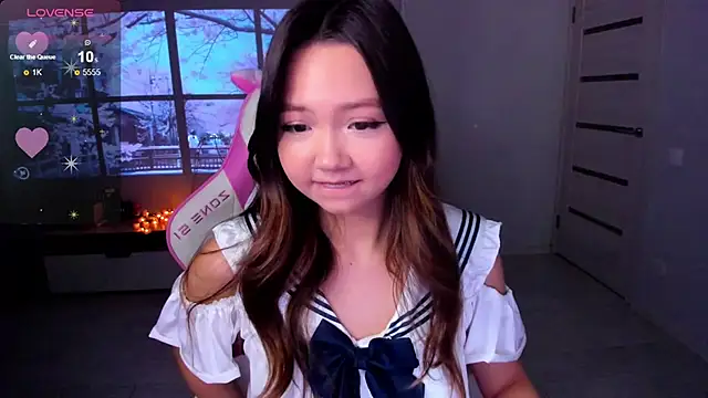 Fluffy Rose online show from 11/24/25, 12:32