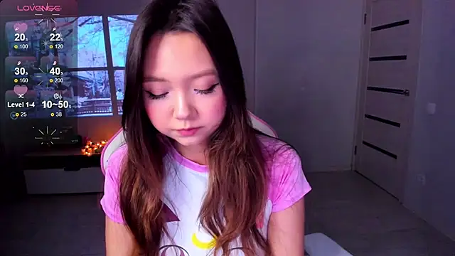 Fluffy Rose online show from 11/22/25, 12:43