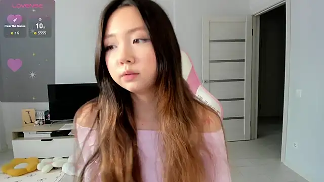 Fluffy Rose online show from 04/07/26, 03:19