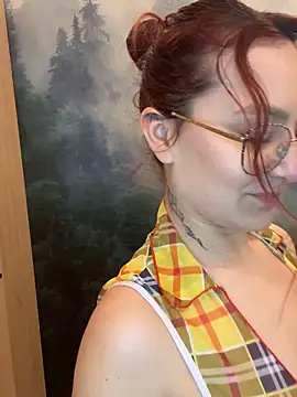 ladoucedu34 online show from 02/03/26, 02:55