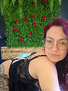 ladoucedu34 online show from 04/15/26, 12:32