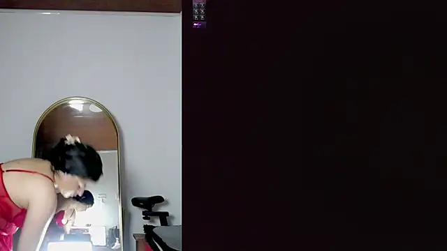 Snapshot of Tamaraa_wet chatting on 07/05/26, 03:44 Tamaraa wet online show from 07/05/26, 03:44