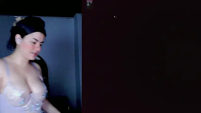 Snapshot of Tamaraa_wet chatting on 07/04/26, 03:46 Tamaraa wet online show from 07/04/26, 03:46
