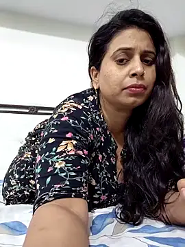 Rasmalai786 online show from 02/19/26, 07:44