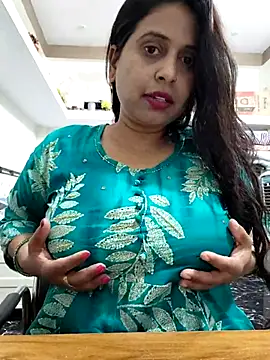 Rasmalai786 online show from 02/15/26, 11:31