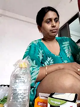Snapshot of Rasmalai786 chatting on 05/30/26, 05:36 Rasmalai786 online show from 05/30/26, 05:36