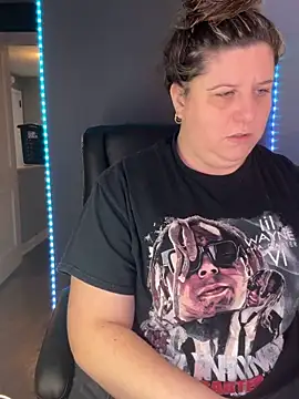 Vanilla-Cakebaum online show from 03/05/26, 07:43