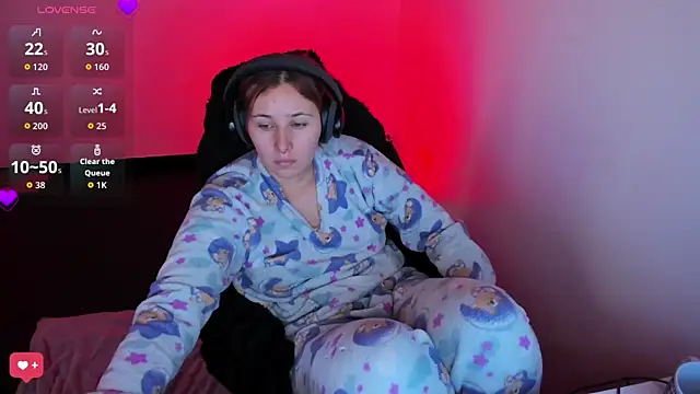 bonnie moon  online show from 03/29/26, 06:31