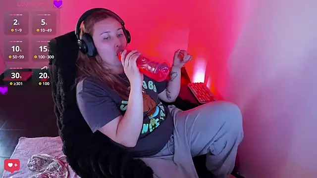 bonnie moon  online show from 03/07/26, 06:35