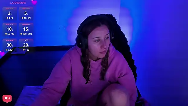 bonnie moon  online show from 03/26/26, 04:27