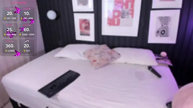 Snapshot of Paiige_peach chatting on 12/22/25, 07:47 Paiige peach online show from 12/22/25, 07:47