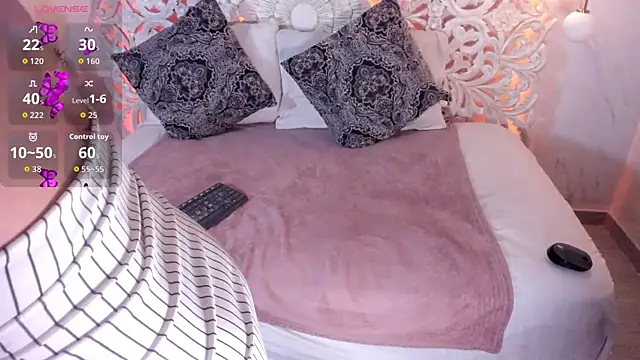 Paiige peach online show from 03/15/26, 11:28