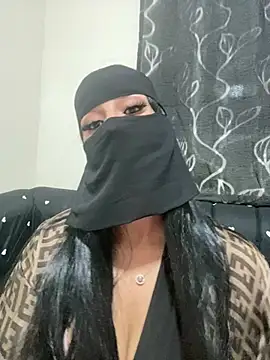 Snapshot of mari_layali chatting on 07/11/26, 10:21 mari layali online show from 07/11/26, 10:21