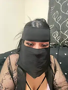 Snapshot of mari_layali chatting on 07/16/26, 10:40 mari layali online show from 07/16/26, 10:40