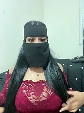 Snapshot of mari_layali chatting on 07/17/26, 10:18 mari layali online show from 07/17/26, 10:18