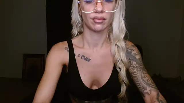 JuicyJanexo online show from 09/17/25, 04:25