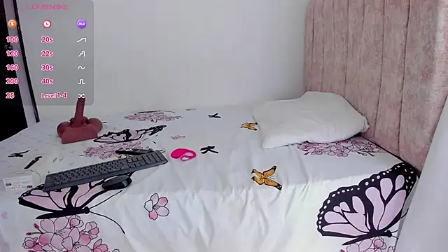 lizziemontana2 online show from 07/01/26, 07:25