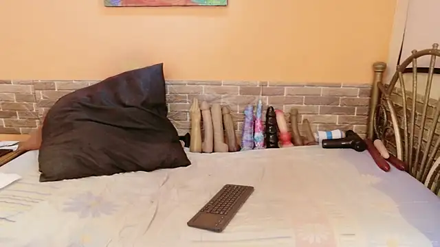 Gianina online show from 02/15/26, 04:46