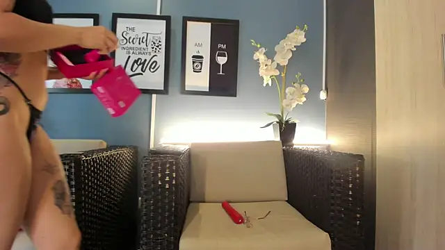 Susa1userma  online show from 09/24/25, 07:42