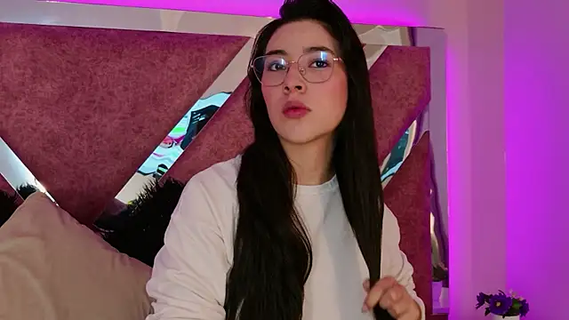 Susa1userma  online show from 04/08/26, 11:33