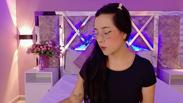 Susa1userma  online show from 03/24/26, 11:32