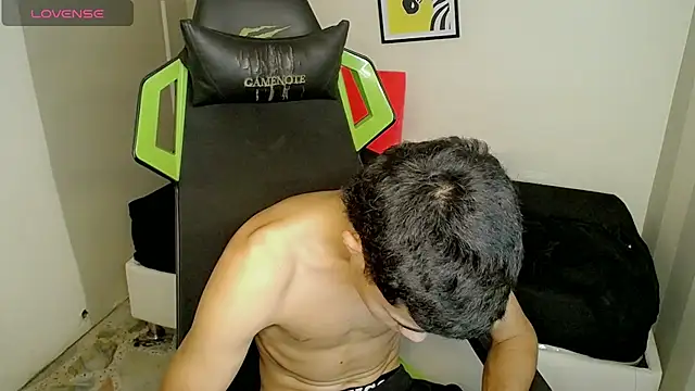 bby santi online show from 11/18/25, 08:23