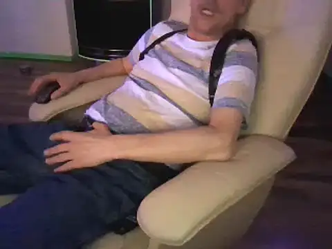 Snapshot of Minm666 chatting on 01/06/25, 09:11 Minm666 online show from 01/06/25, 09:11