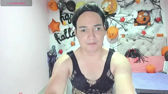 tania lucia1 online show from 10/24/25, 04:00