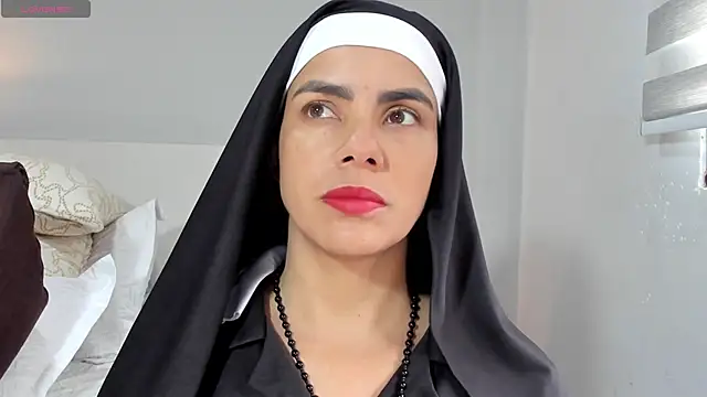 ClaraMariaMon online show from 04/11/26, 03:27