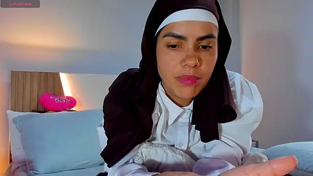 ClaraMariaMon online show from 03/15/25, 07:59