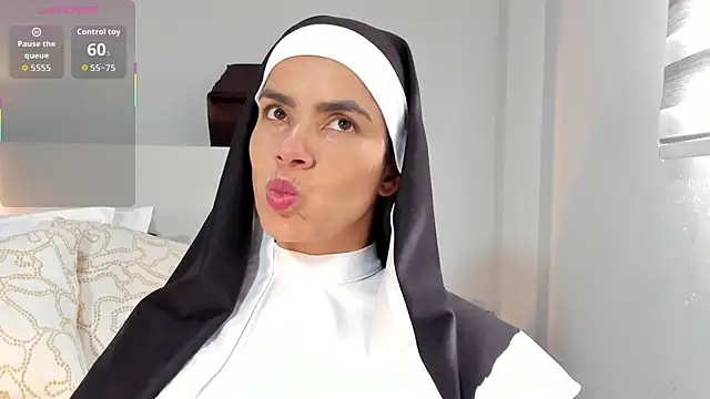 ClaraMariaMon online show from 04/07/26, 02:41