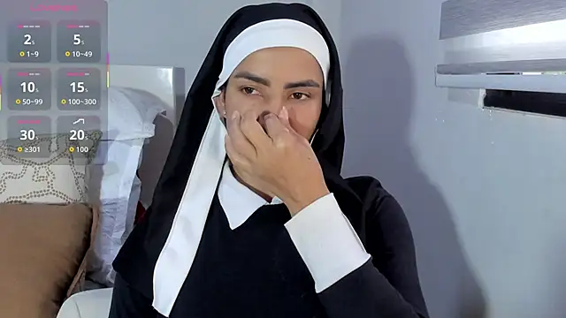 ClaraMariaMon online show from 10/08/25, 01:45