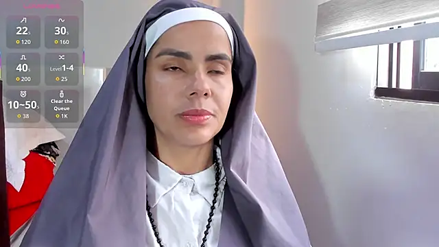 ClaraMariaMon online show from 10/13/25, 06:31