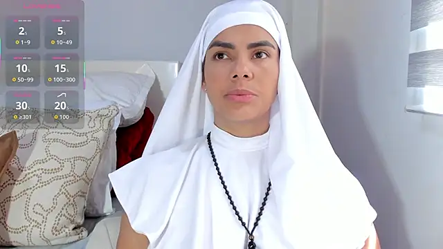 ClaraMariaMon online show from 10/09/25, 03:45