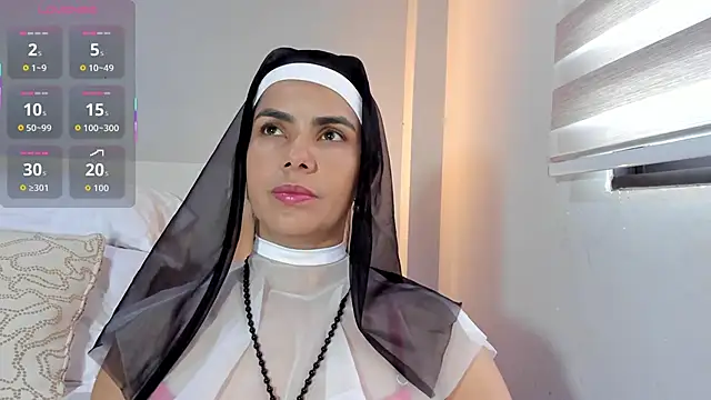 ClaraMariaMon online show from 12/03/25, 06:18