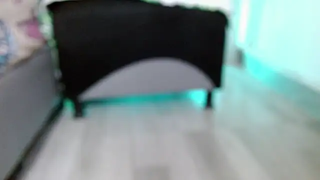 sara-bbc-dominant online show from 10/31/25, 08:49