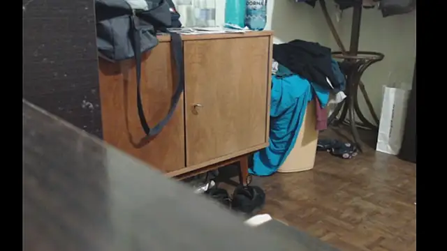 Snapshot of sexualtensionrelation chatting on 02/22/25, 04:18 sexualtensionrelation online show from 02/22/25, 04:18